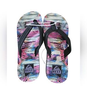 NWOT Reef size 5 youth Ahi Palm Flip flops‎ Sandals thong girls